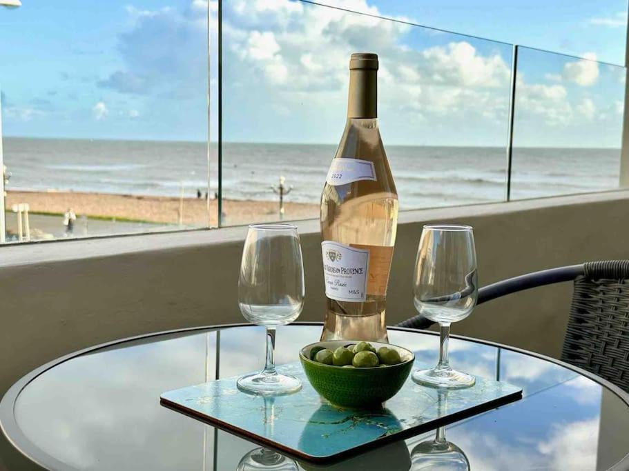 House By The Sea, Worthing Villa Exteriör bild